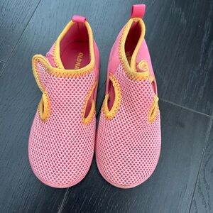 Old Navy Kids Pink and Yellow Water Shoes